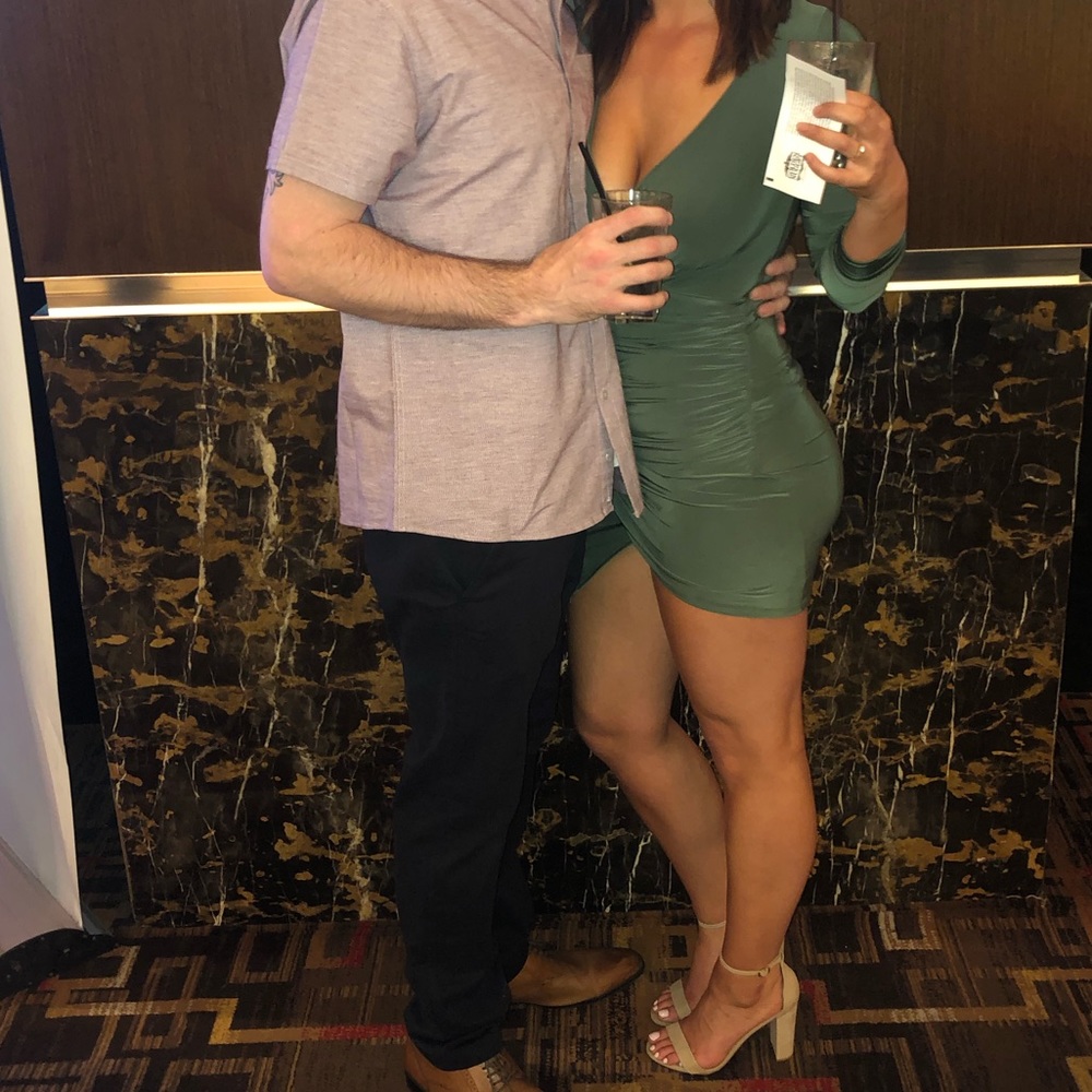 Green long sleeve bodycon